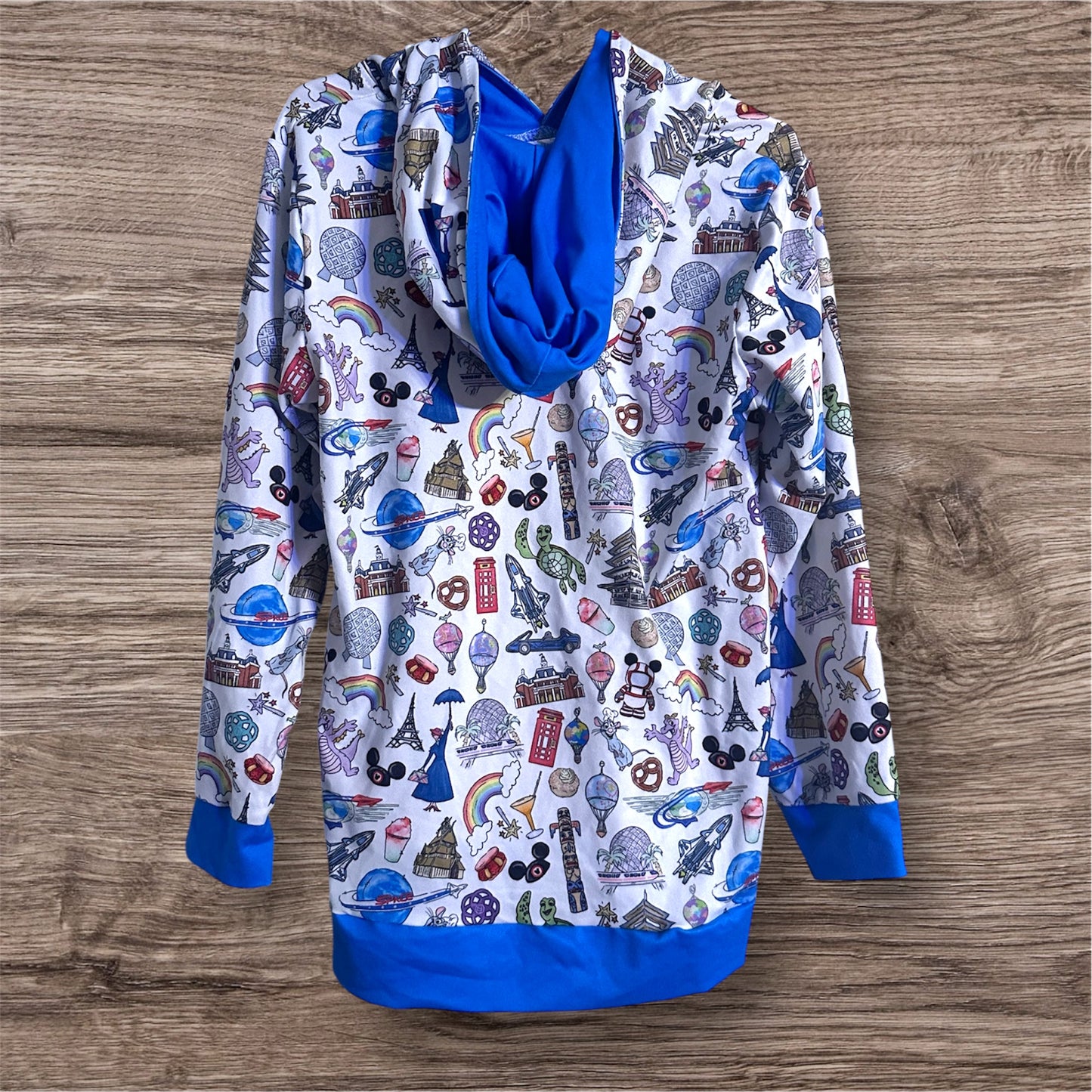#171 Girl’s 6/7 Disney Light Hoodie