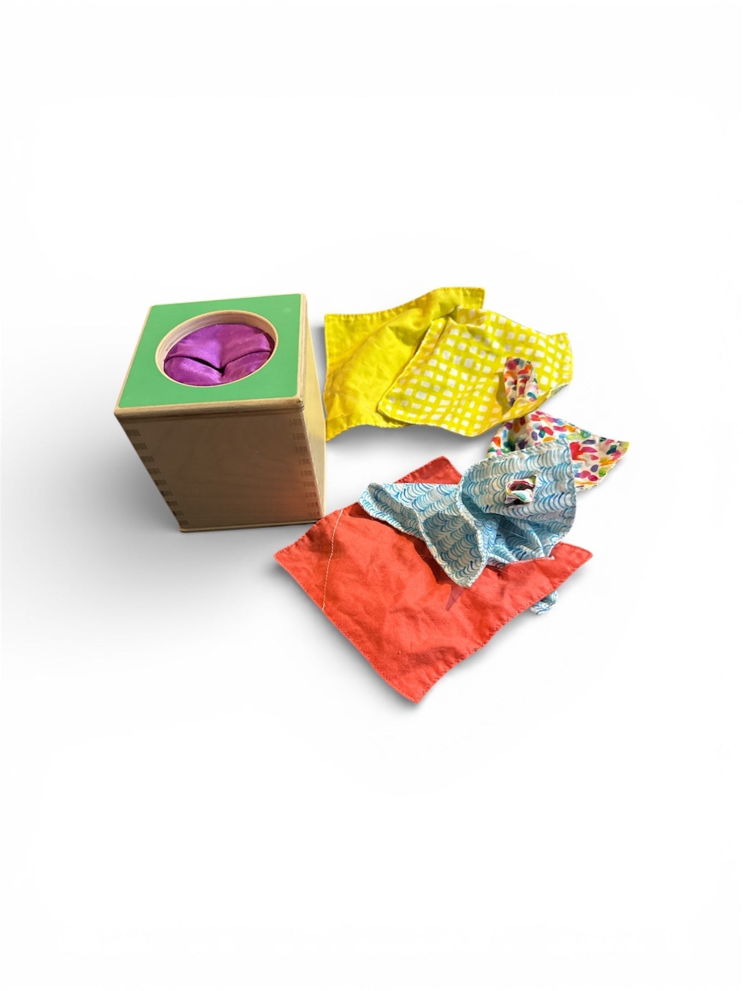 #190 Lovevery Magic Tissue Box