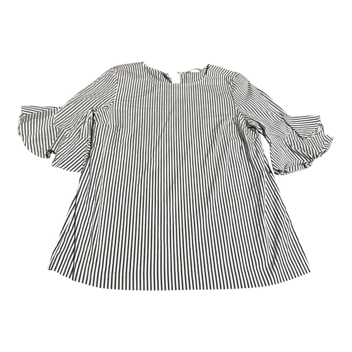 114 women’s size small shirt Calvin Klein