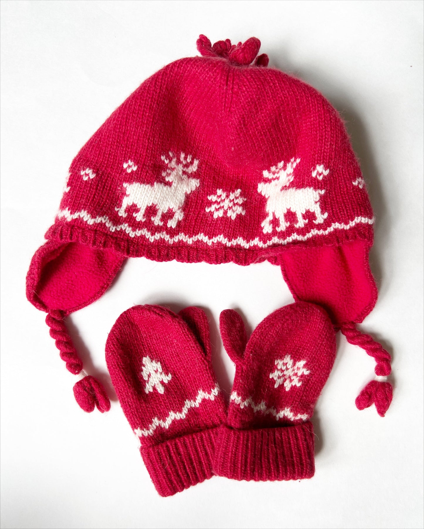 #66 infant red fleece-lined Ralph Lauren Hat and gloves, GUC
