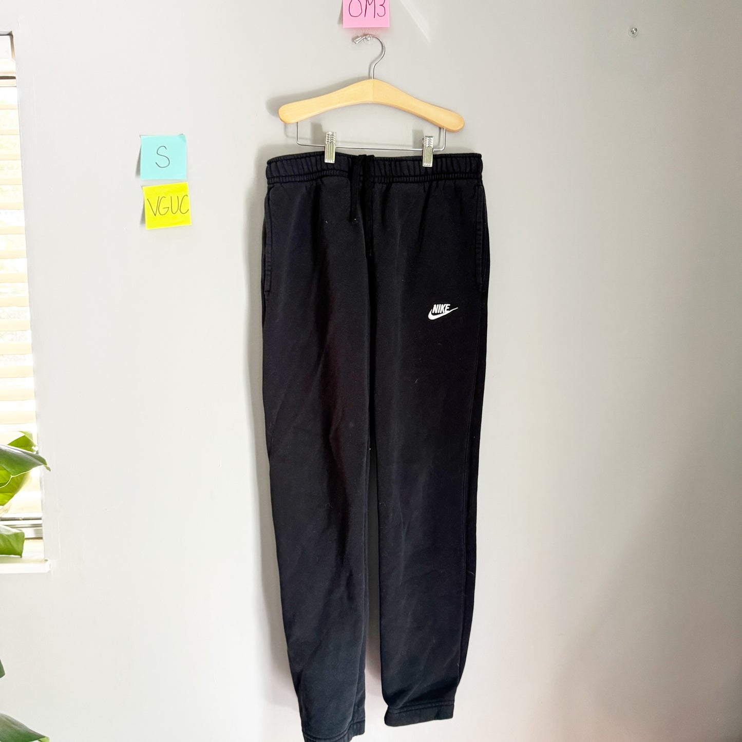 Seller 196 Men’s Nike black joggers S