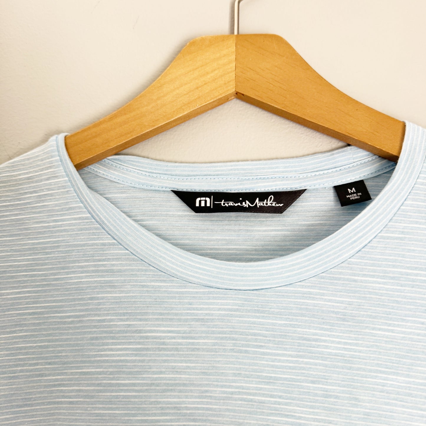 Seller 196 Travis Matthew Tee Men’s M