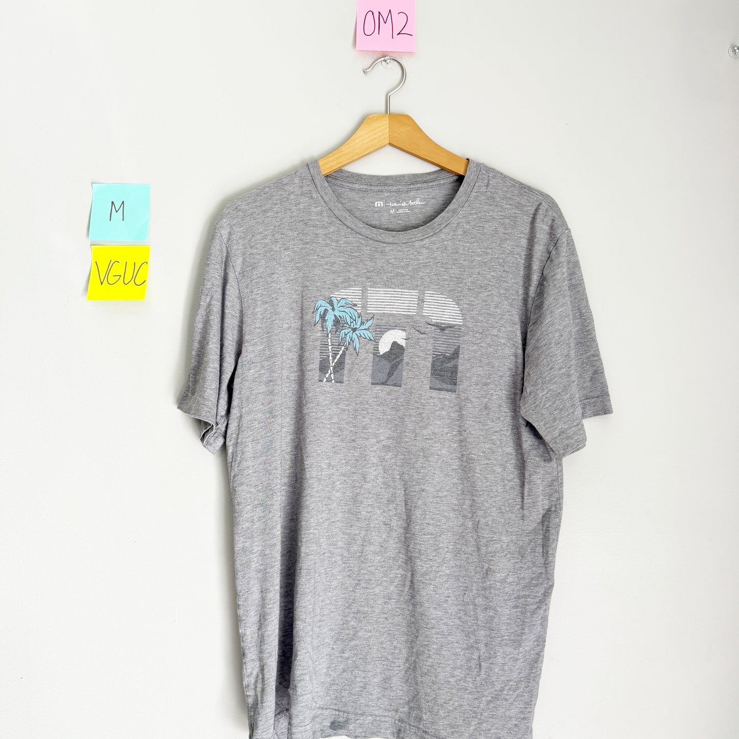 Seller 196 Travis Matthew Tee Men’s M