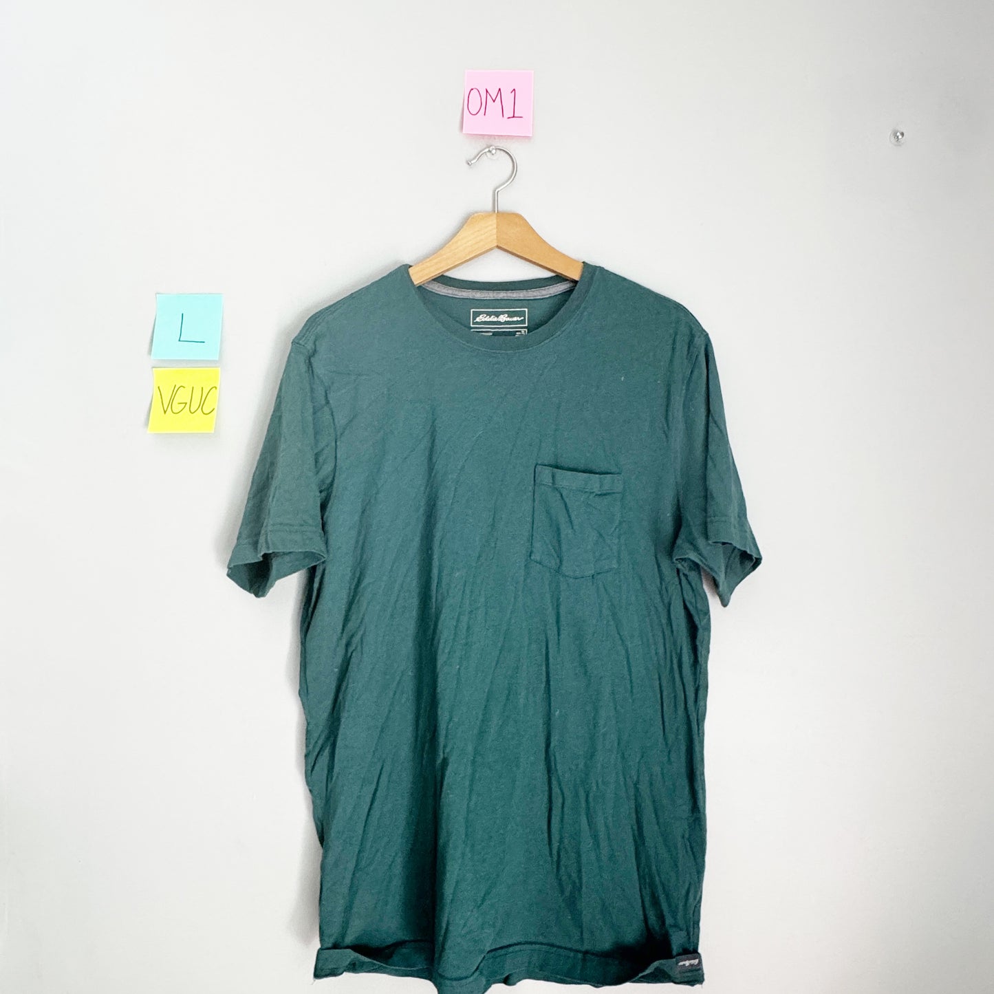 Seller 196 Eddie Bauer Men’s large tee