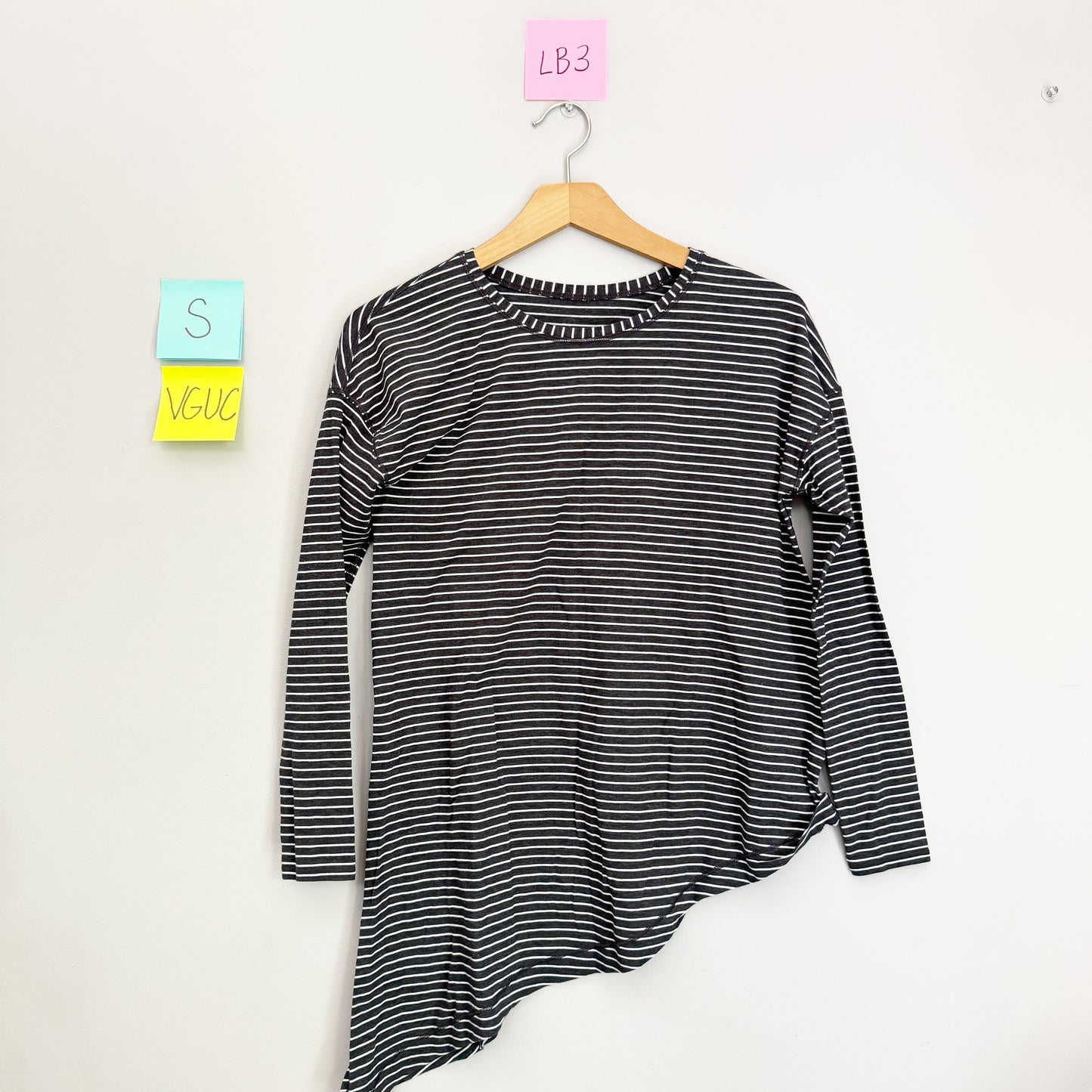 Seller 196 Lululemon To the Point top 4