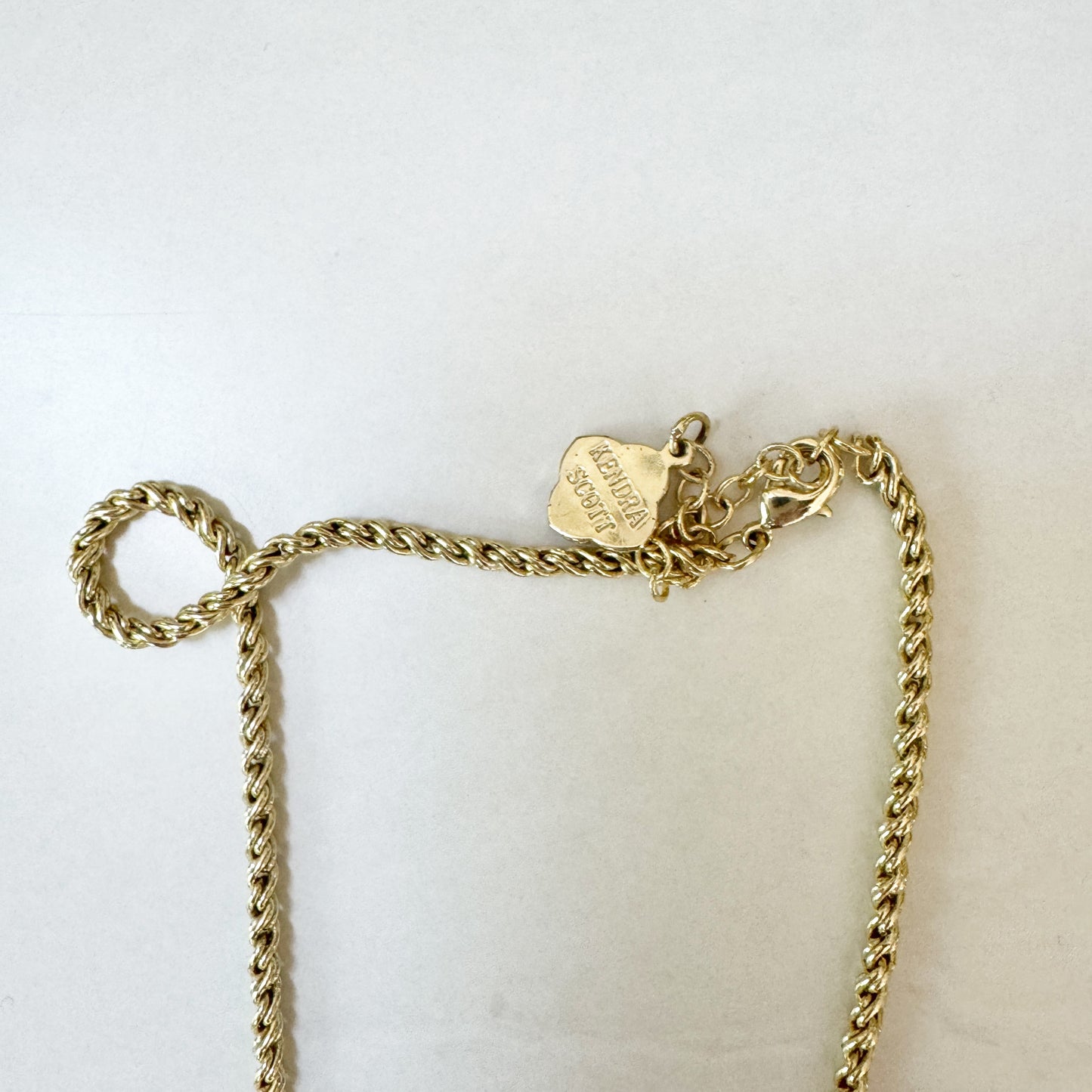 Seller 196 Kendra Scott chain