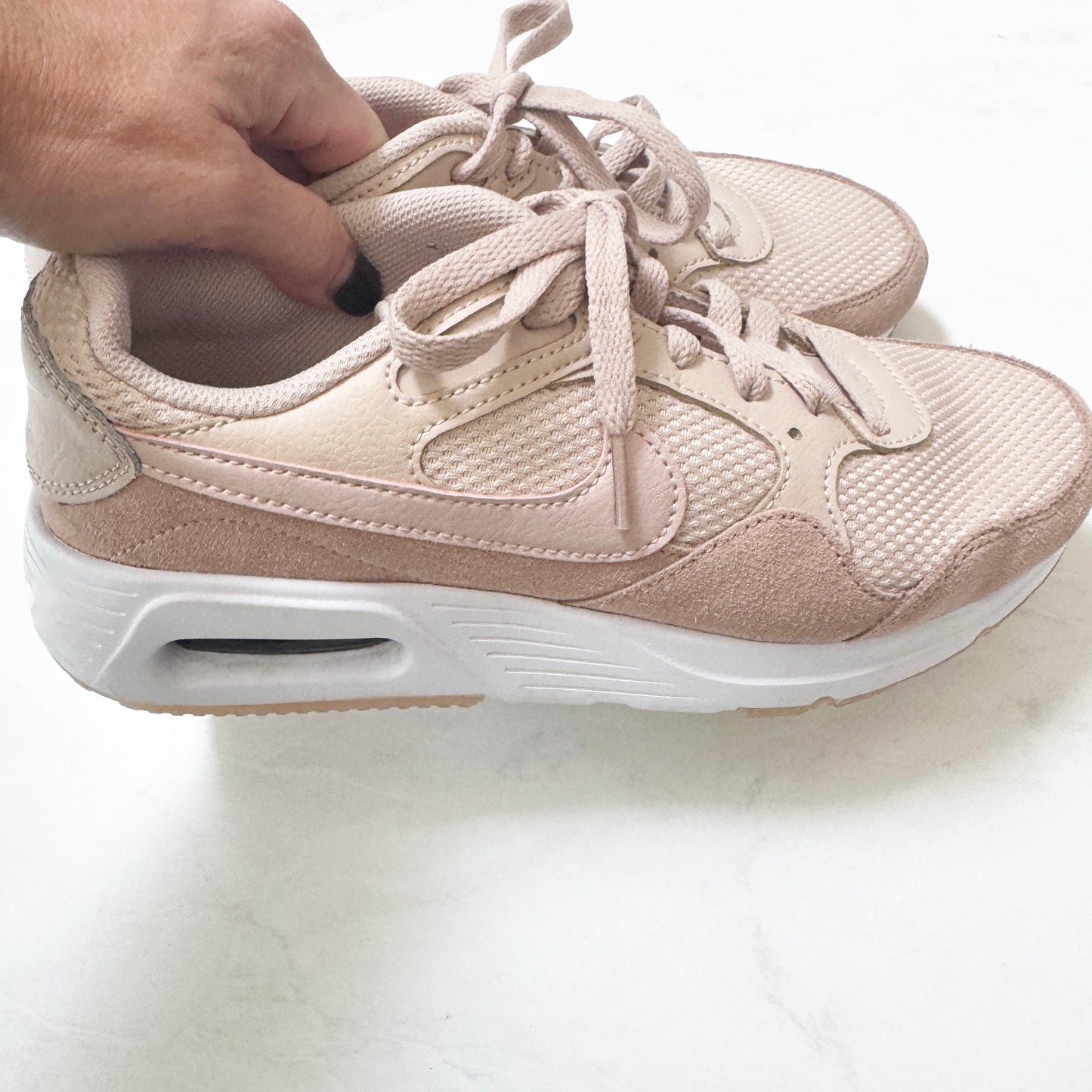 Seller 196 Nike Airmax 8