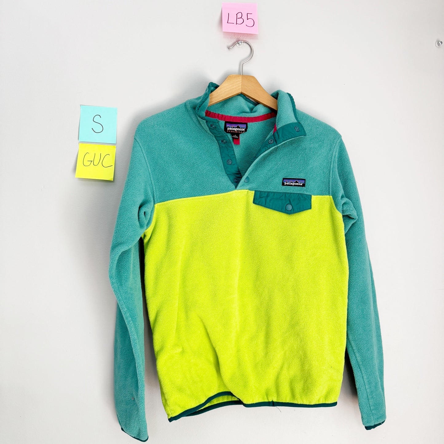 Seller 196 women’s Patagonia synchilla fleece S