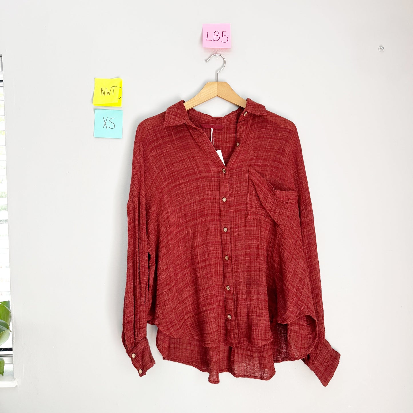 Seller 196 NWT women’s free people button up top S