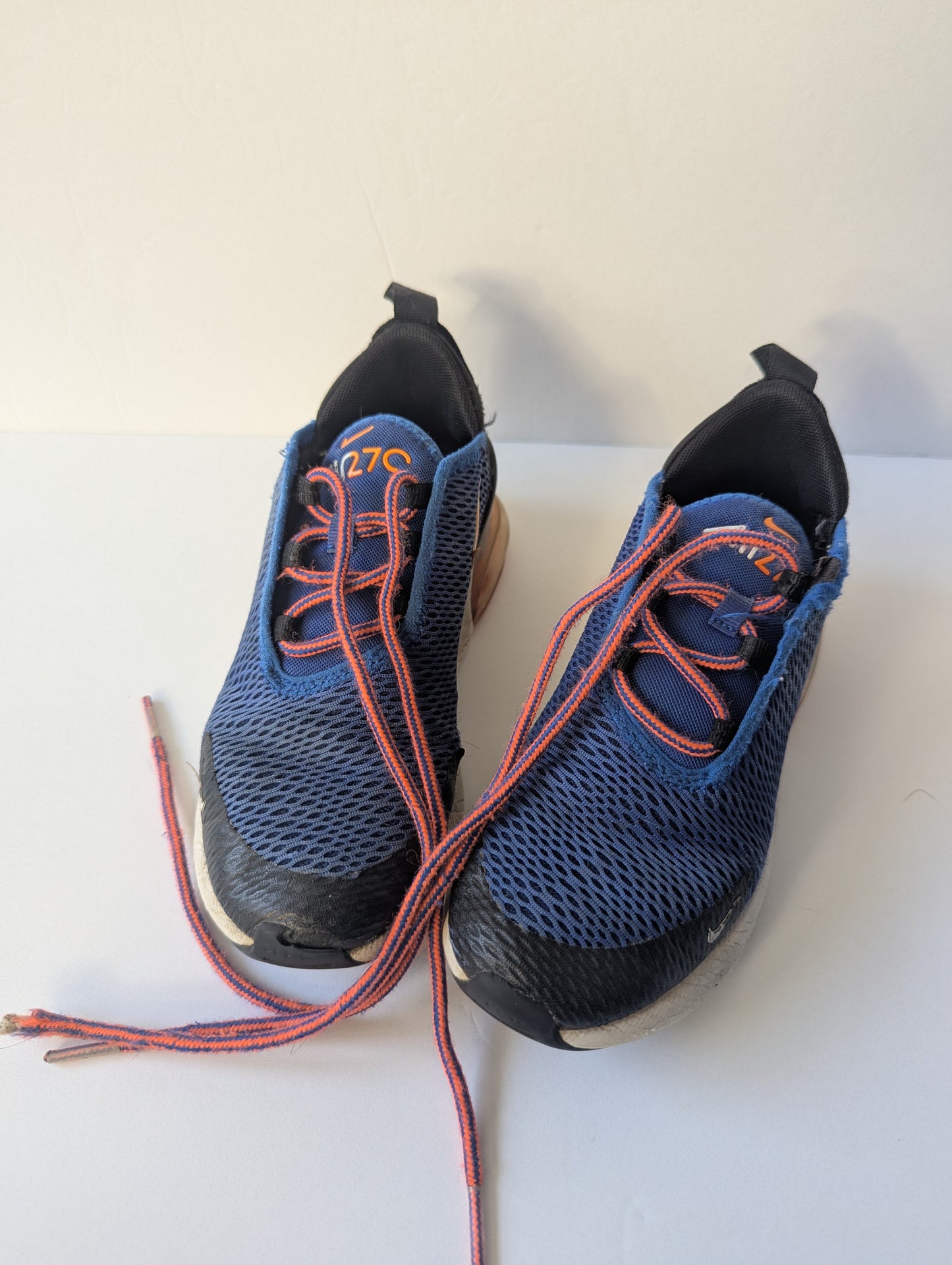 #17 Nike Air 270 Y 1, Blue/Orange/Black, GUC