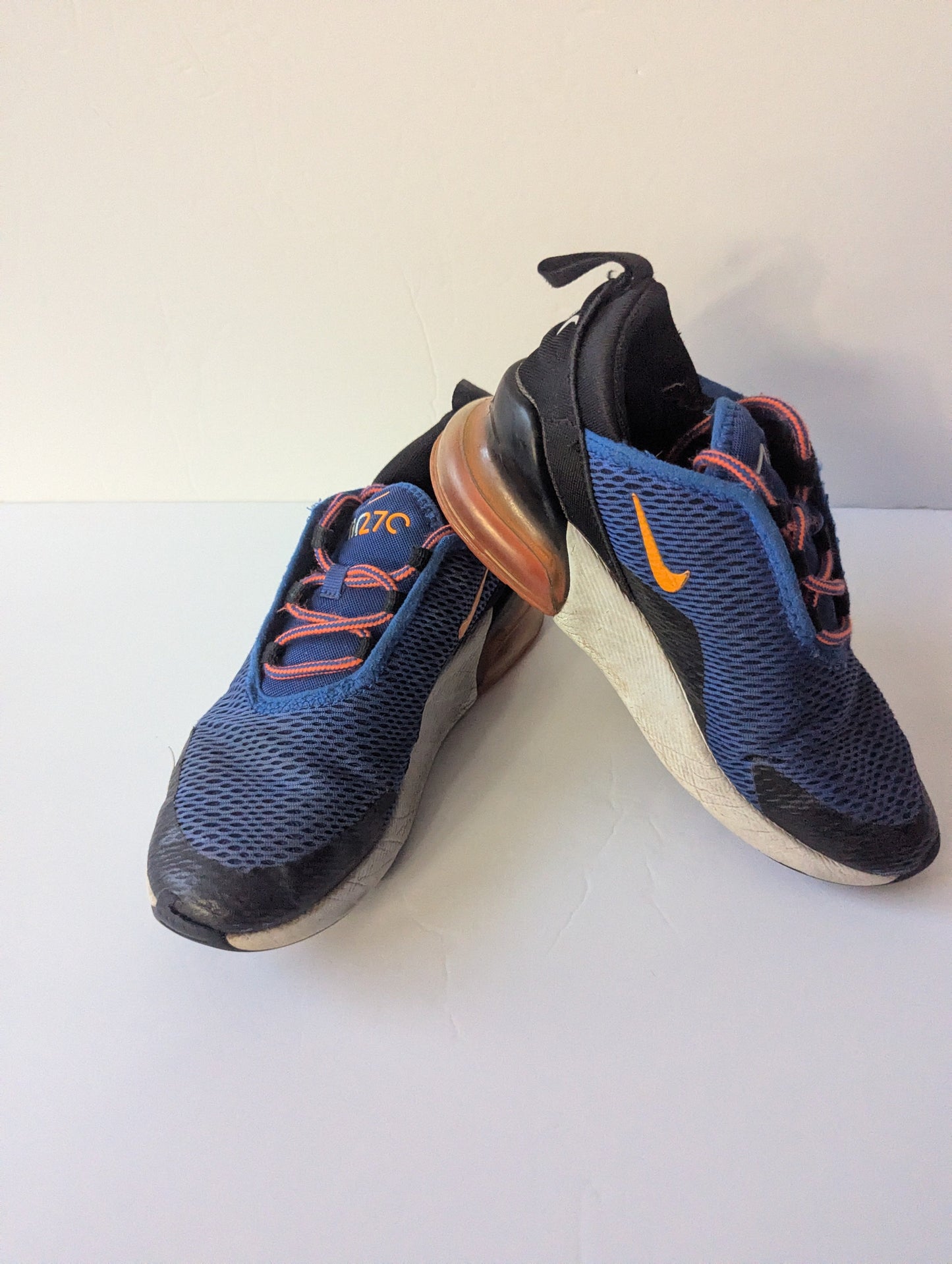 #17 Nike Air 270 Y 1, Blue/Orange/Black, GUC