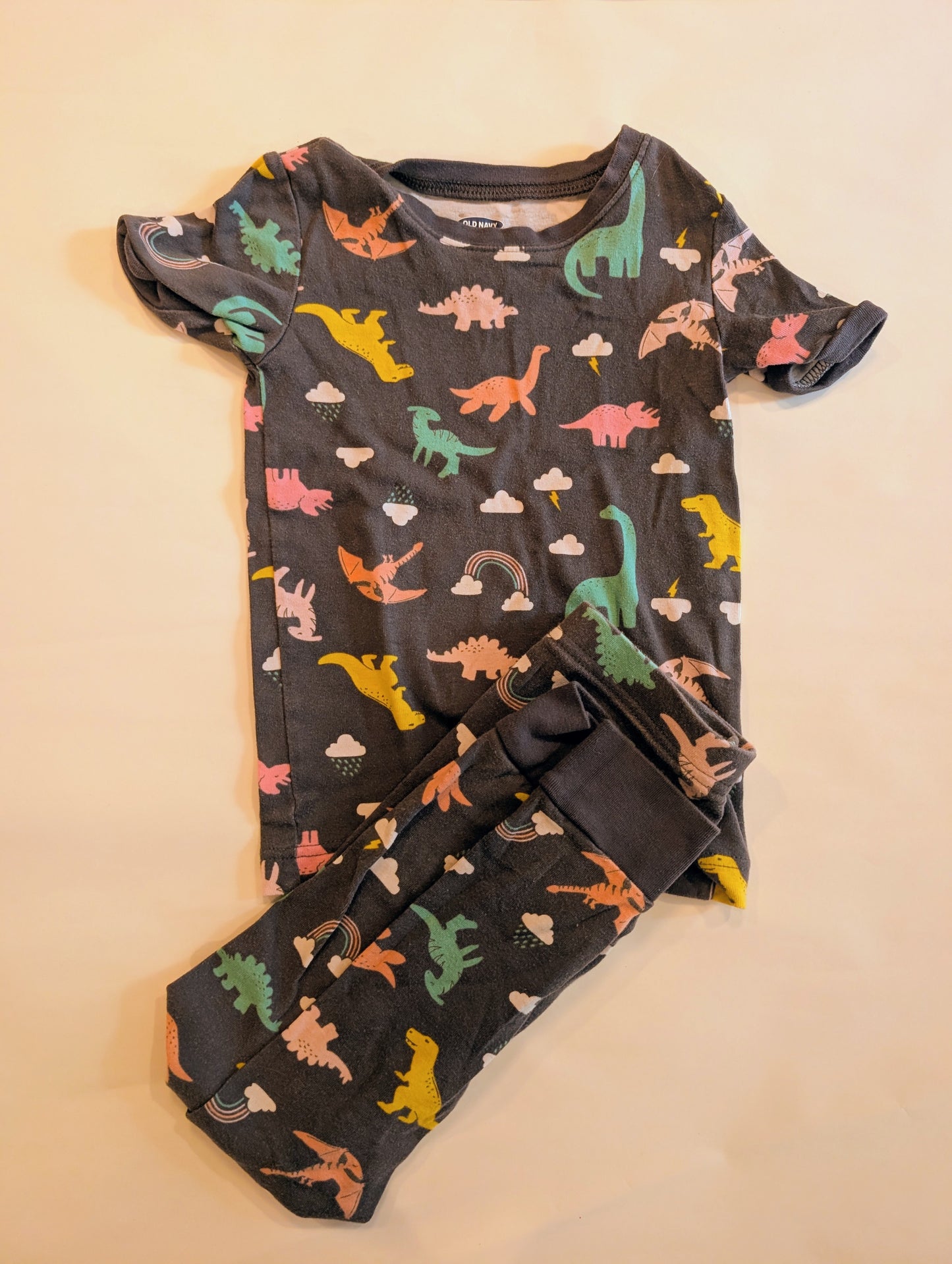 #125 Old Navy 5T Dino PJs