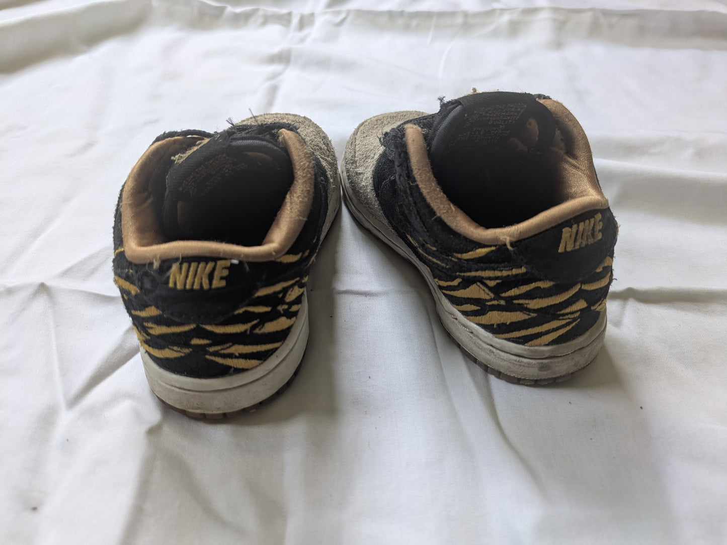 #52 Nike 'God of Wealth' Black and Gold Bengals Sneaker, kids' size 7C