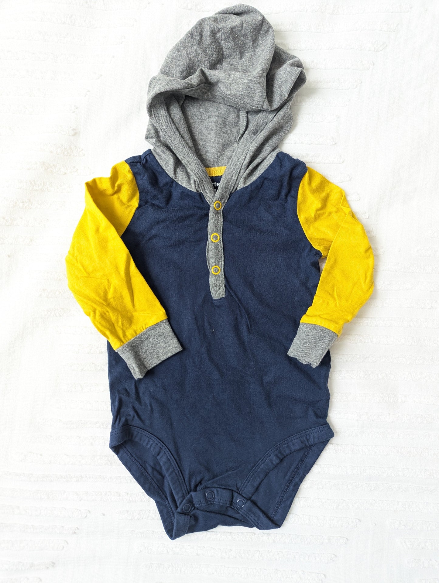 #164 - Carter's - Boy's 12 Month Outfit (VGUC)