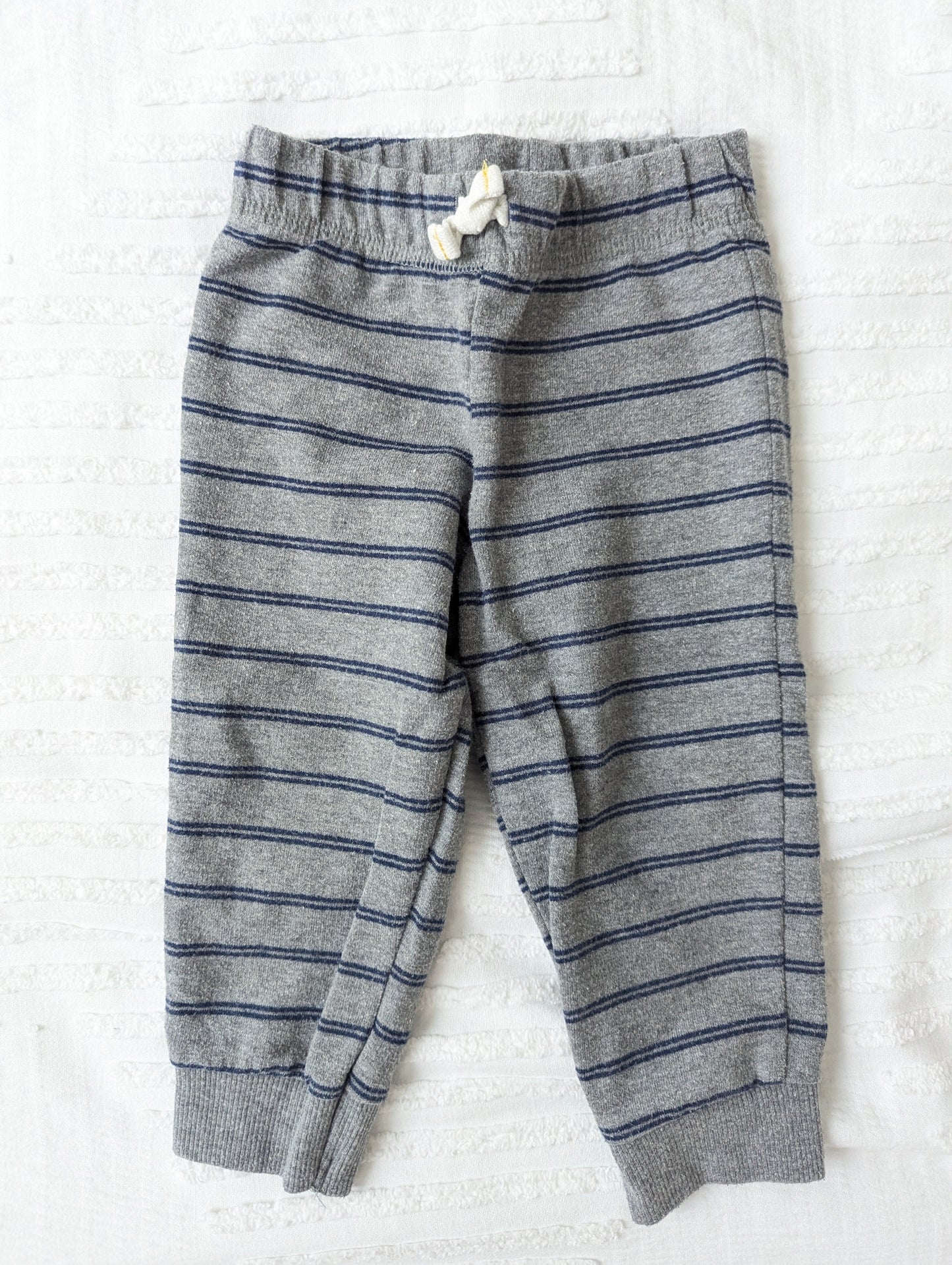 #164 - Carter's - Boy's 12 Month Outfit (VGUC)