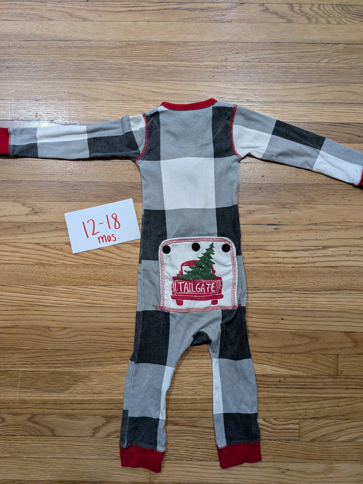 206 Christmas Pajamas Size 12-18 mos