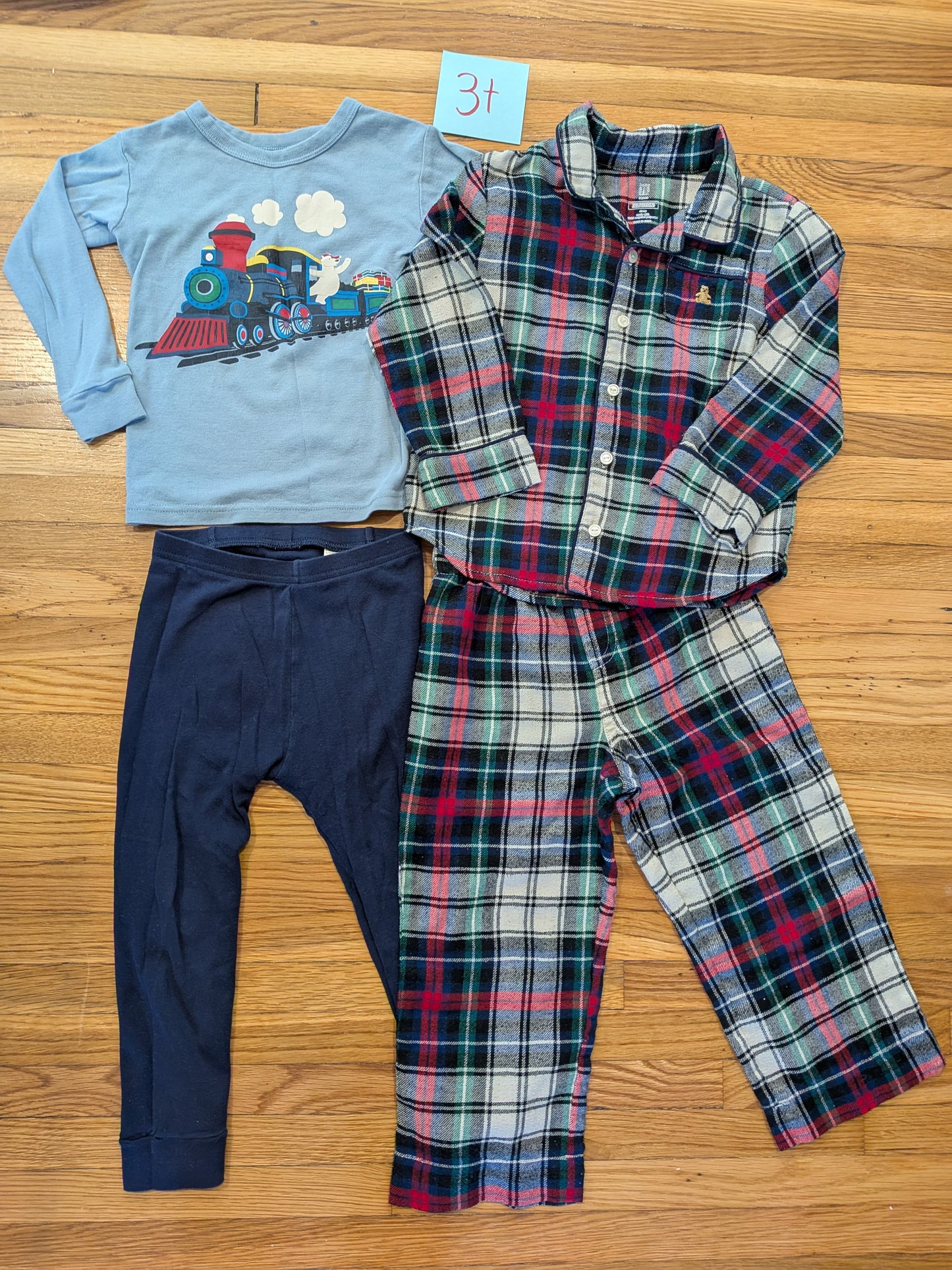 206 Gap Train/ Flannel Plaid Jammies Bundle Boys 3t