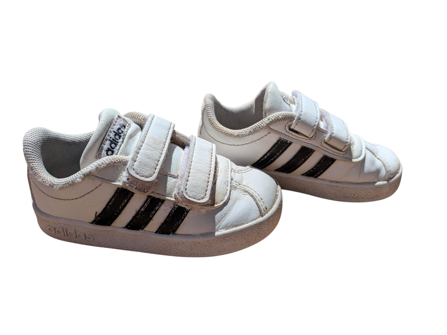 #52 REDUCED PRICE Adidas Size 6K White Court Shoes