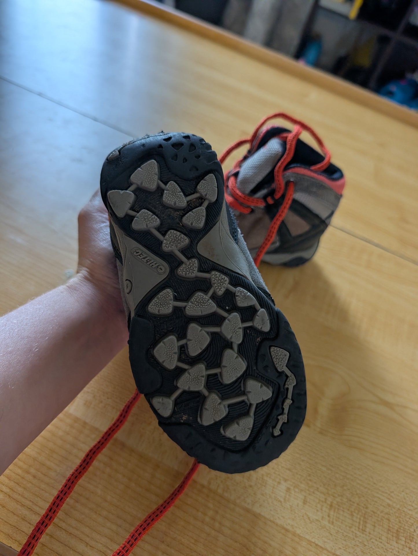 Seller 125 - Boys Hiking Boots Size 11 REDUCED