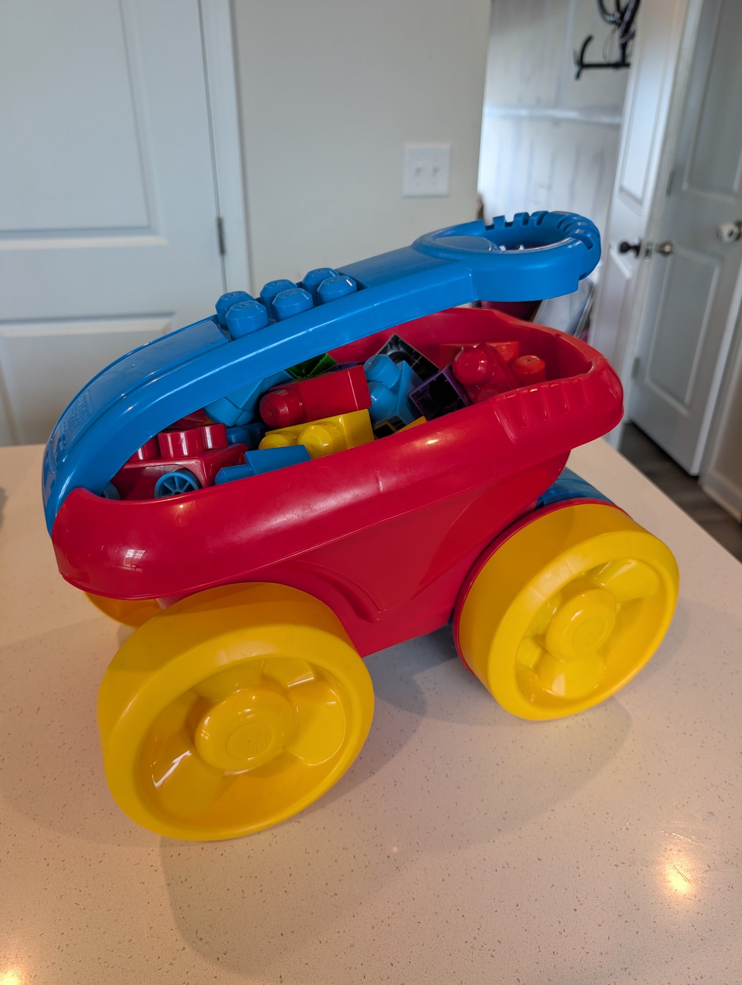 Seller 125 - Mega Bloks Wagon with Misc blocks included