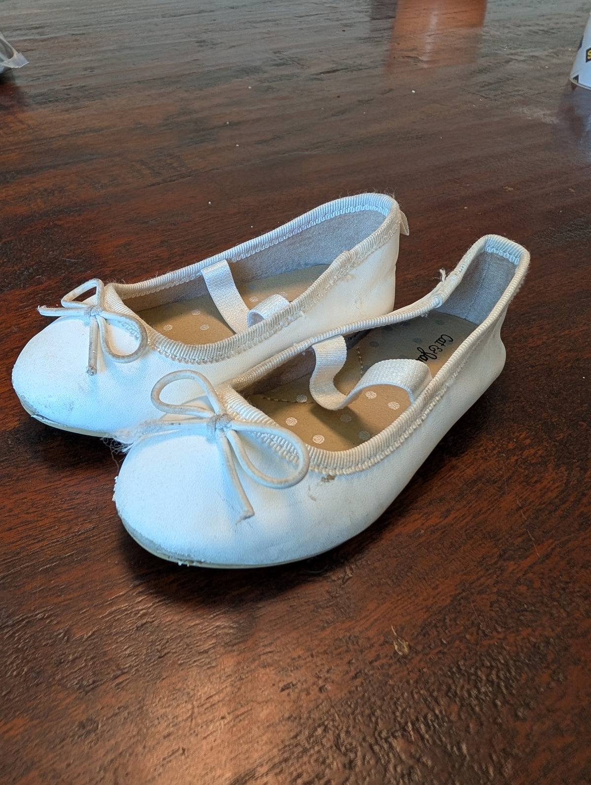 Seller 123 - Cat and Jack Girl Size 6 Ballet Flats