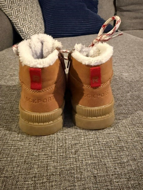 Seller #179 | Rockport Boys Lace Up Boots | Toddler Size 9