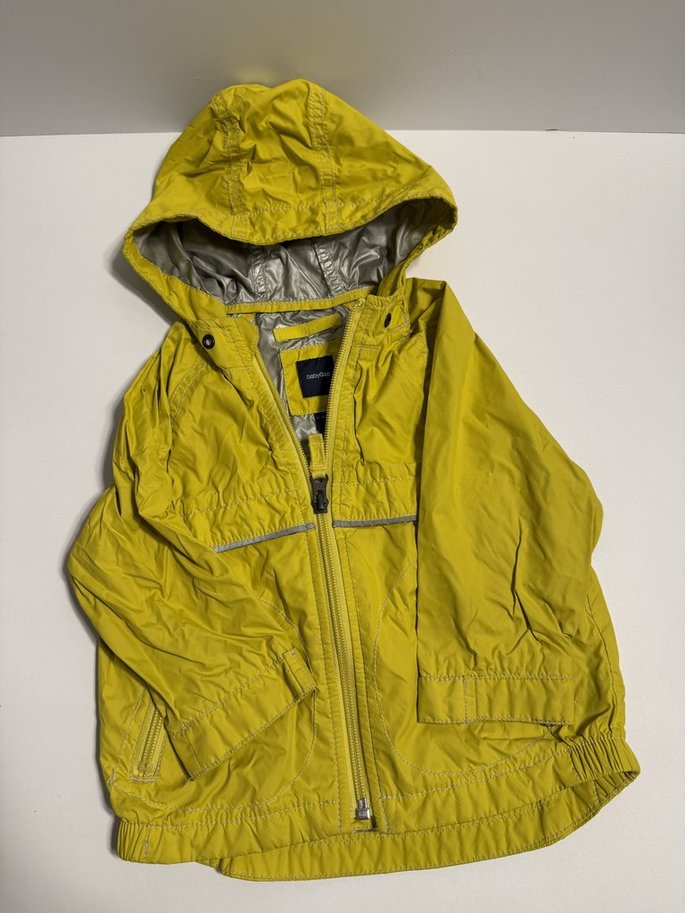 Seller 175 - Baby Gap 12-18 month raincoat
