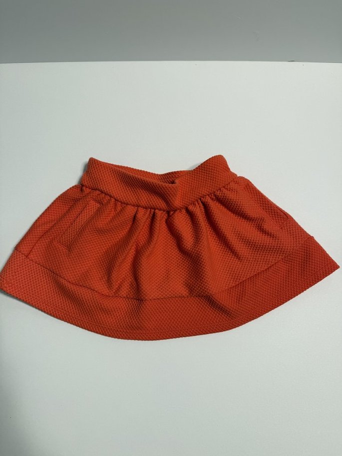 Seller 229 - GenuineKids from Oshkosh 18 month skirt