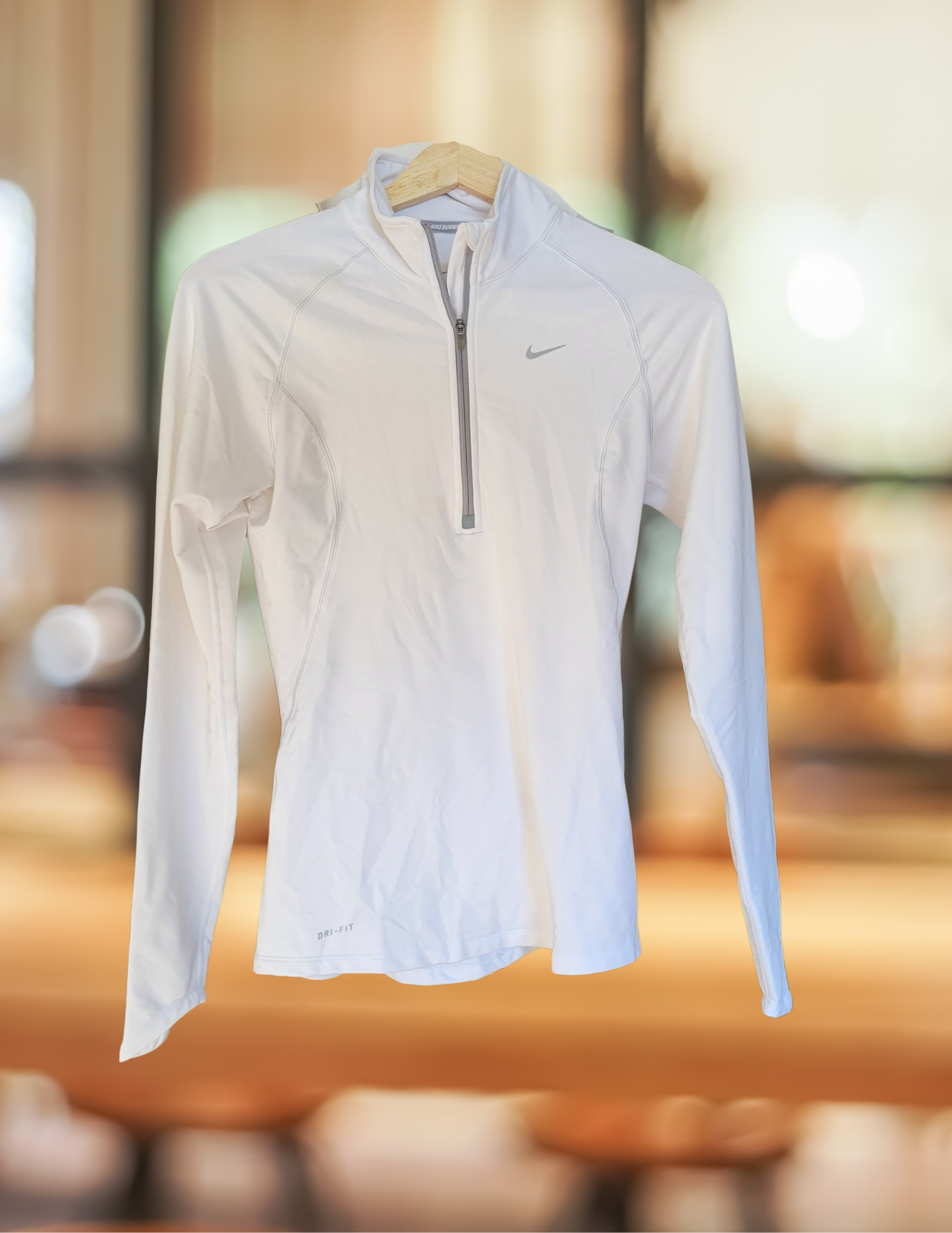 #59 Nike Womens XS Running Long Sleeve White Shirt