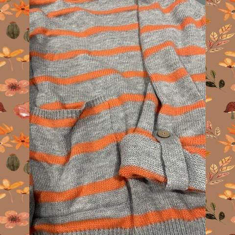 #54 Women's XL Stripe Sweater