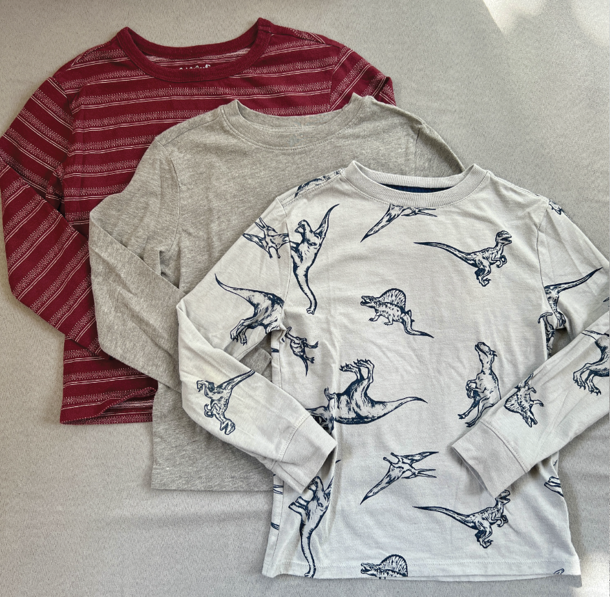 #154 Size XS Boys Cat&Jack (3) long sleeve tee bundle, GUC