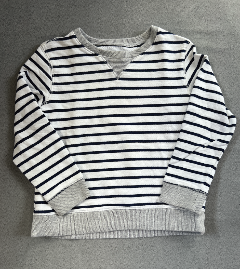 REDUCED #154 Size 7 Boys OshKosh striped sweatshirt