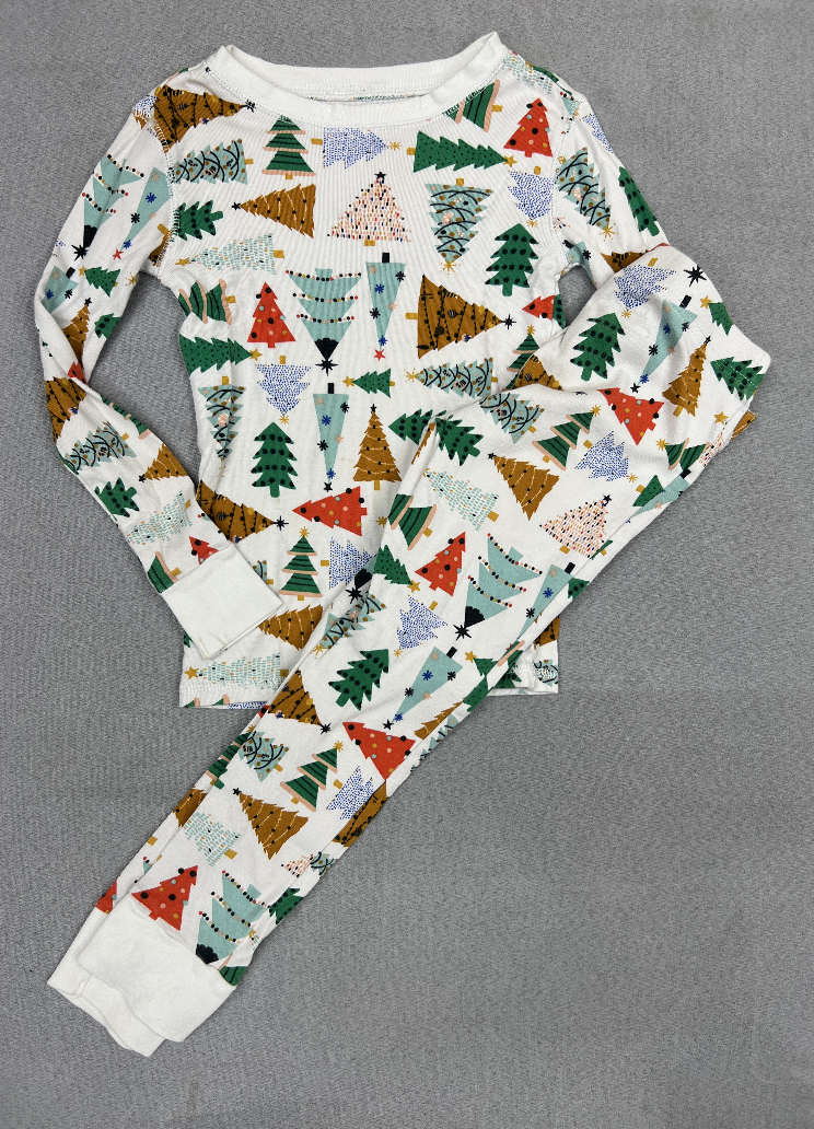 #154 Youth S (5/6) Old Navy Christmas PJs (sibling match 2T & youth m)