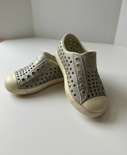 Seller #165 Toddler Girls 6C Silver Native Shoes