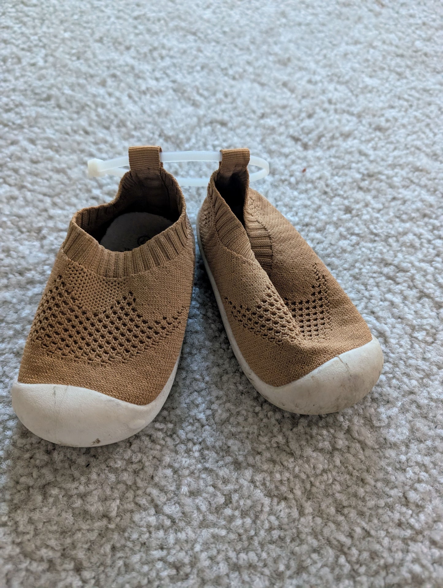 Seller 123 - Baby Mesh Toddler Shoes First Walker Flexible EU size 17 - reduced