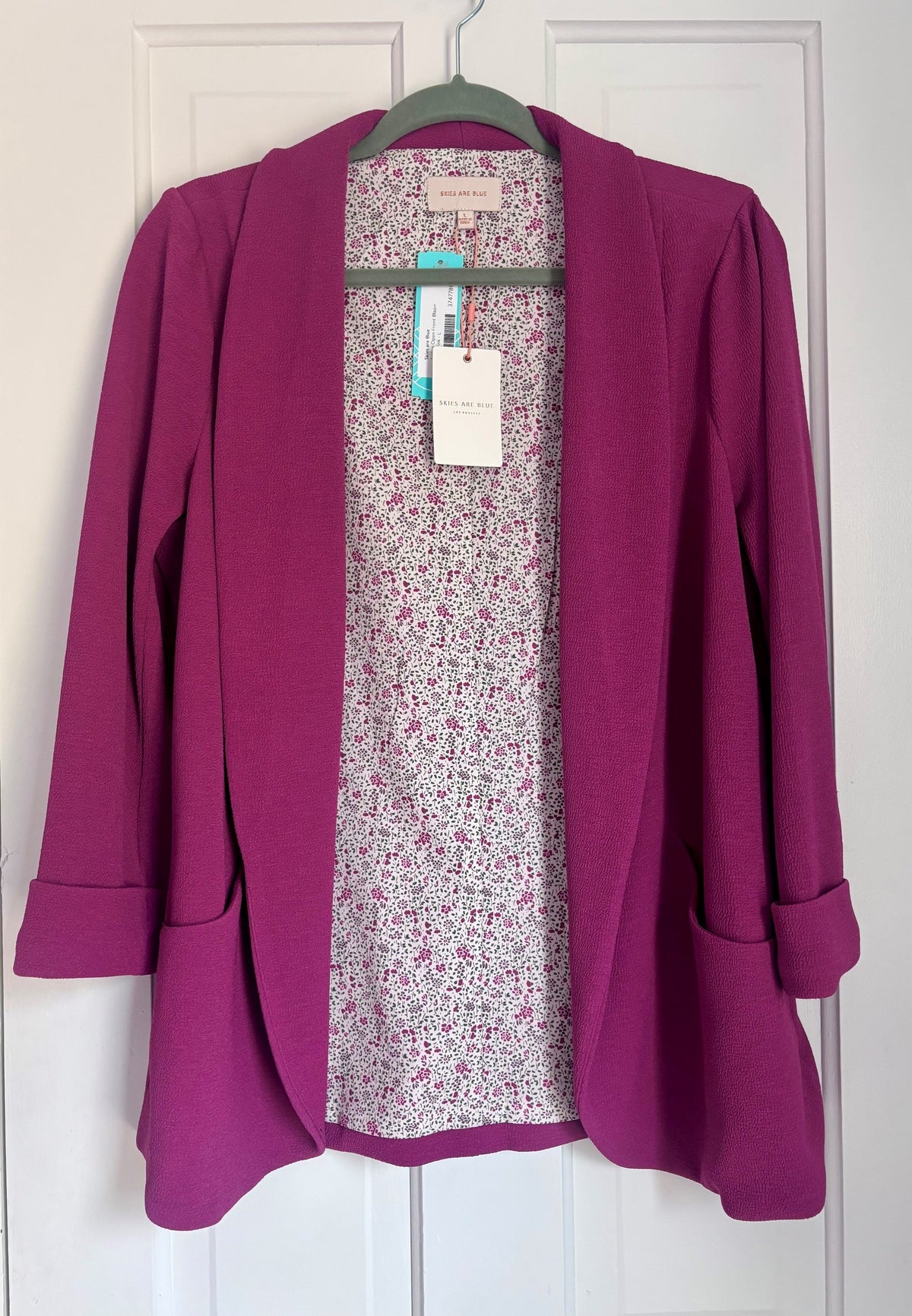 #154 Skies Are Blue Blazer Women's L NWT