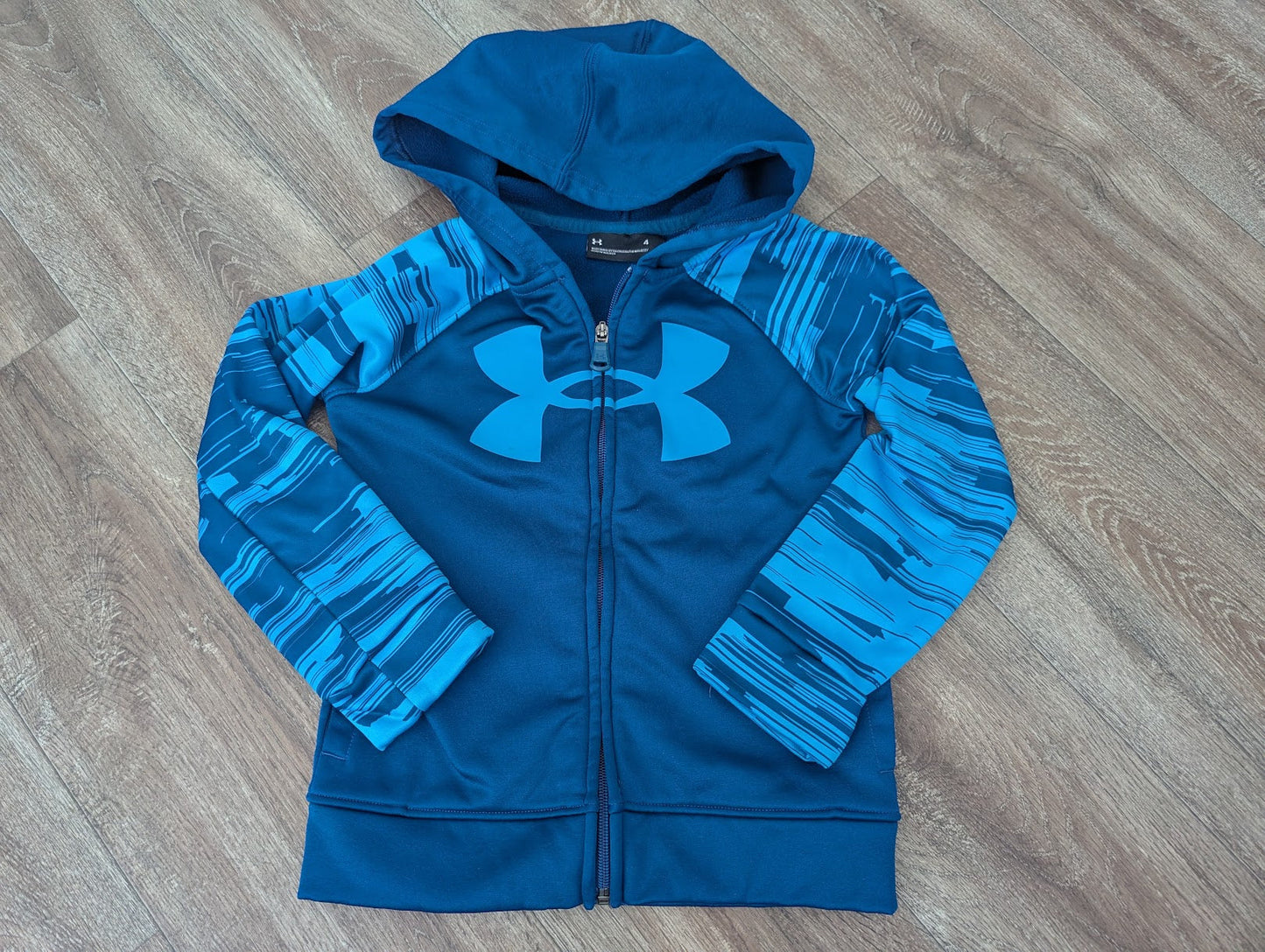 #144 - Boys Under Armour Jacket Size 4T