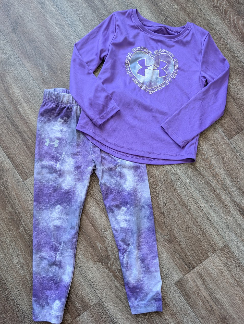 #8 Girls Under Armour Outfit Size 3T