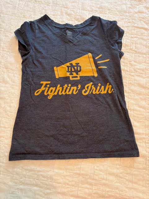 Seller 47 Notre Dame Fighting Irish Girls tee sz S EUC