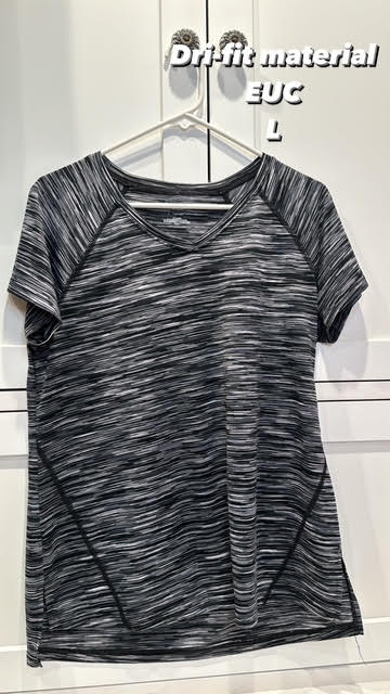 #44 L dri-fit tshirt REDUCED