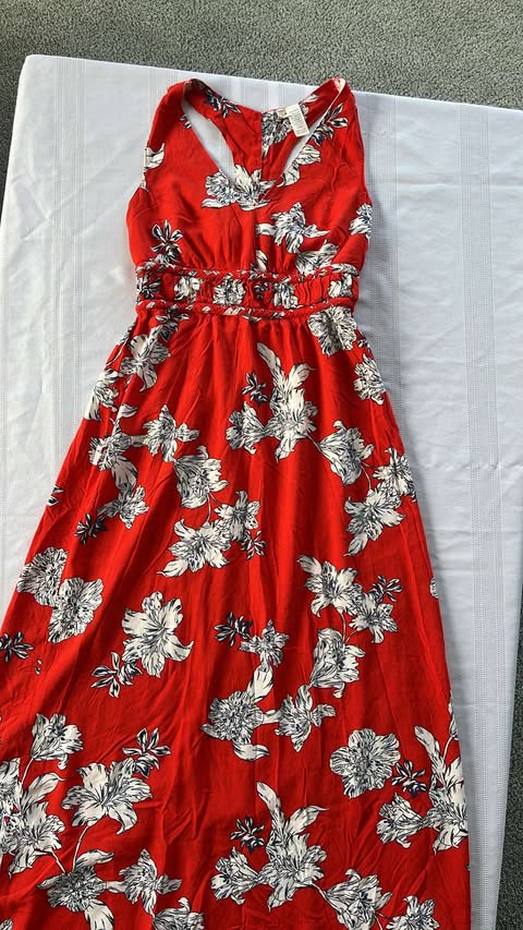 #29 Women's Small Maxi dress EUC