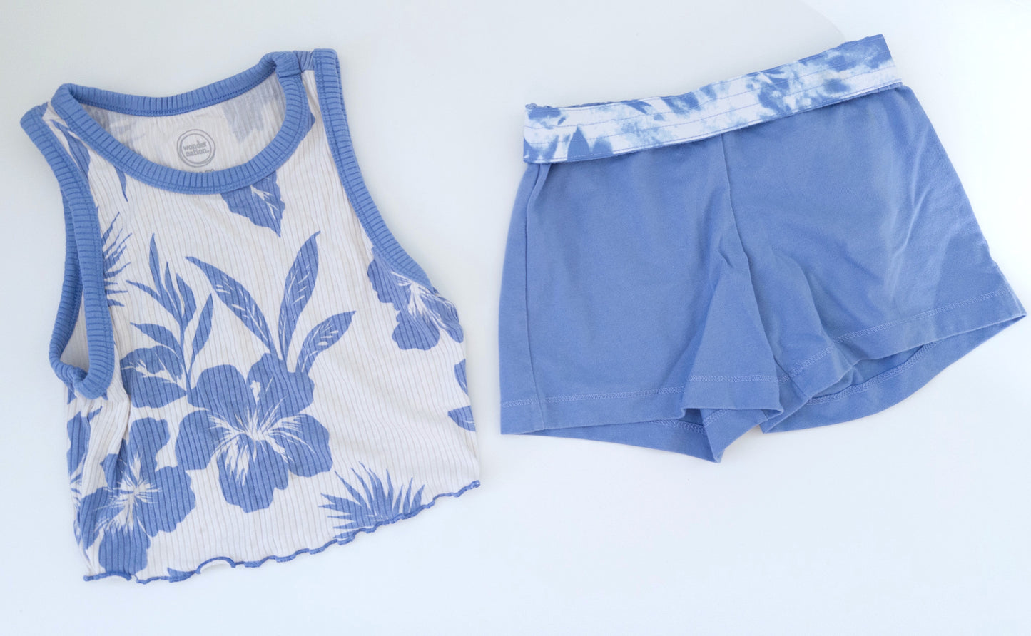 #88 Wonder Nation Periwinkle Floral Shorts/Tank Set Size (XS/S - see note)