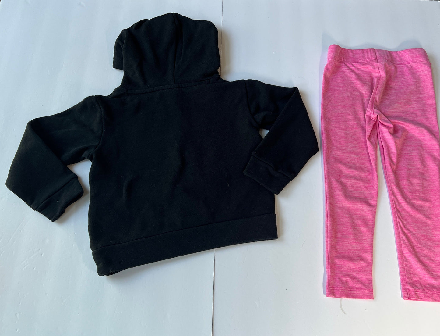 #180 Girls XXS(3/4) Puma Black Sweatshirt Hoodie and Pink Athletic Legging Set