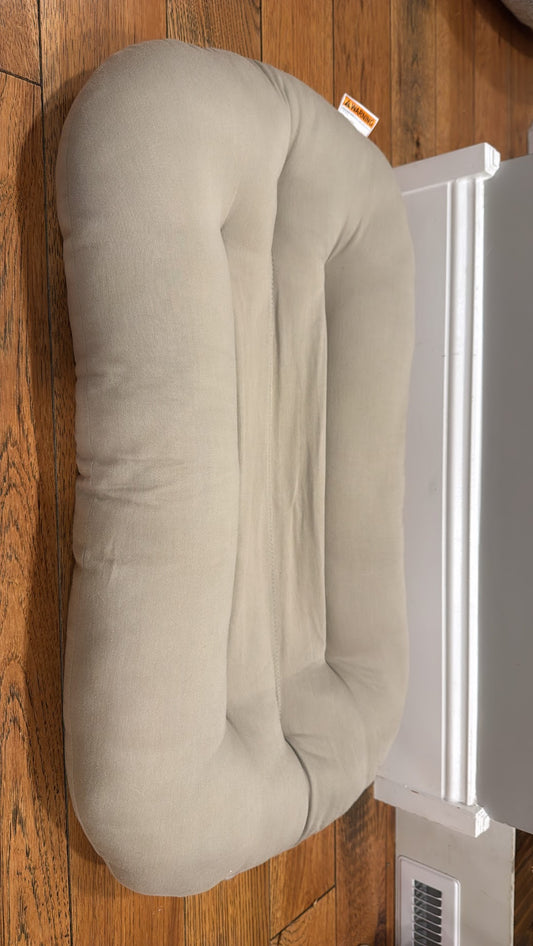 #145 Snuggle Me Infant lounger
