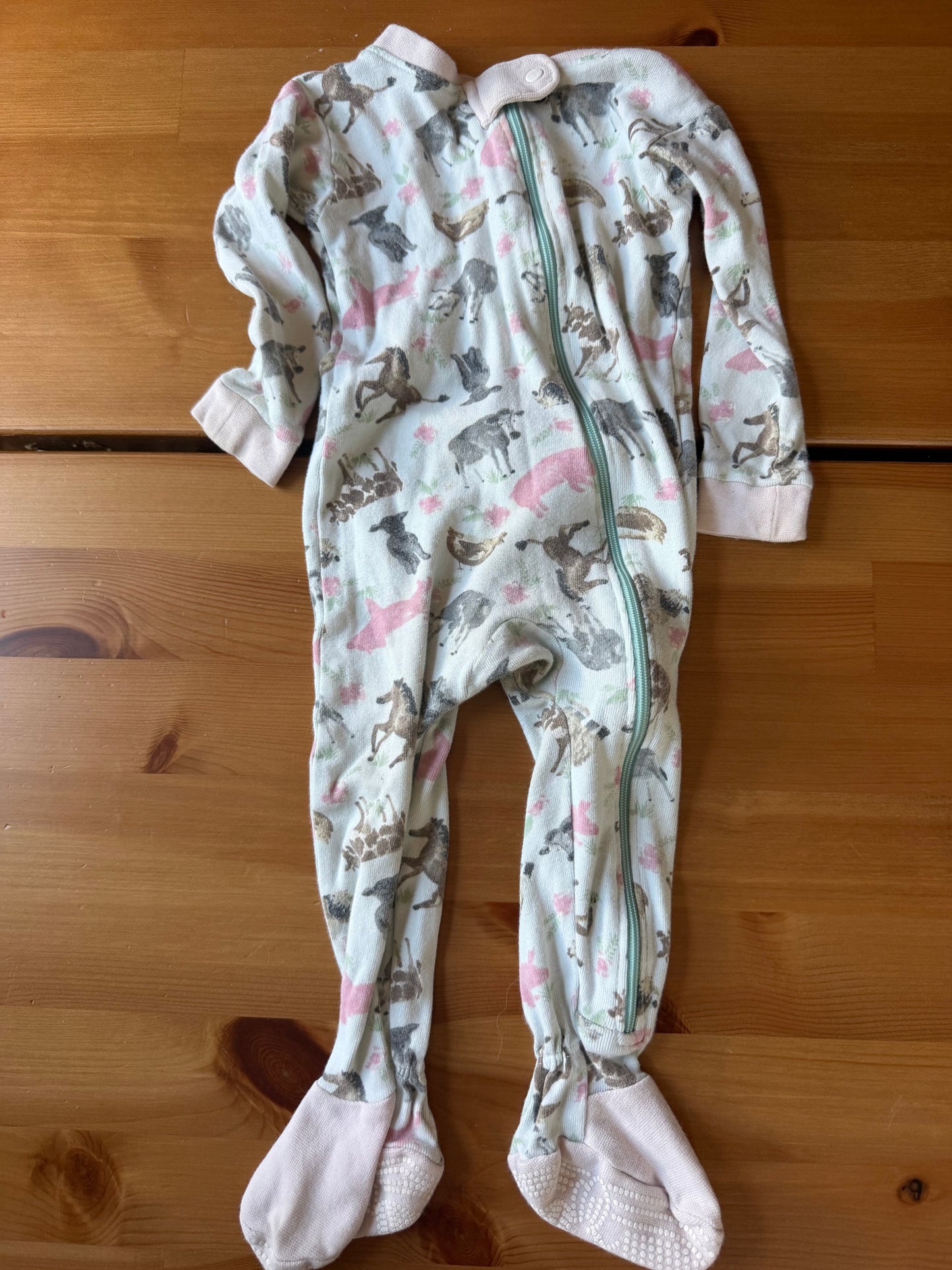 Seller #94 9M Girls Pajama Bundle Burts Bee's and Carters