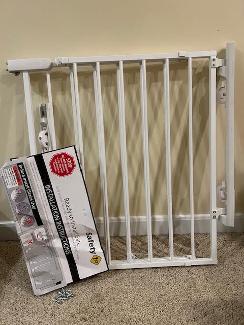 Seller 128 - Safety First Ready to Install Gate