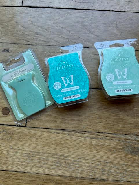 Seller 128 - Scentsy Beach Scent Bundle (2 wax bars and 1 car bar)