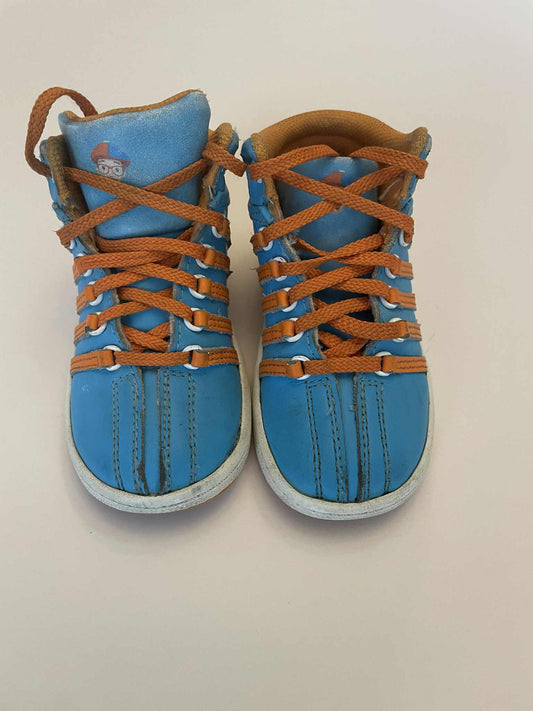 #54 - Boys Size 7.5 K-Swiss Blippi Shoes