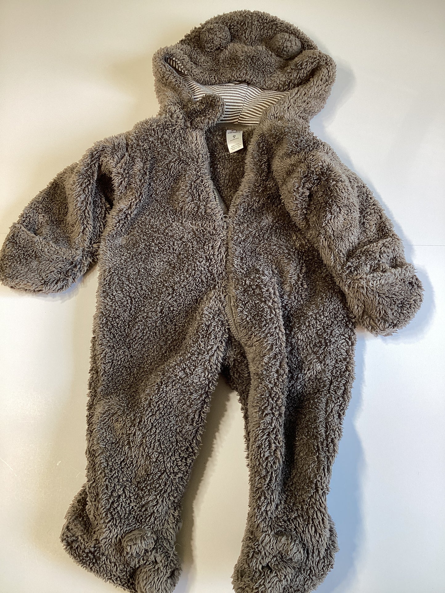#129 9m Carters bear suit