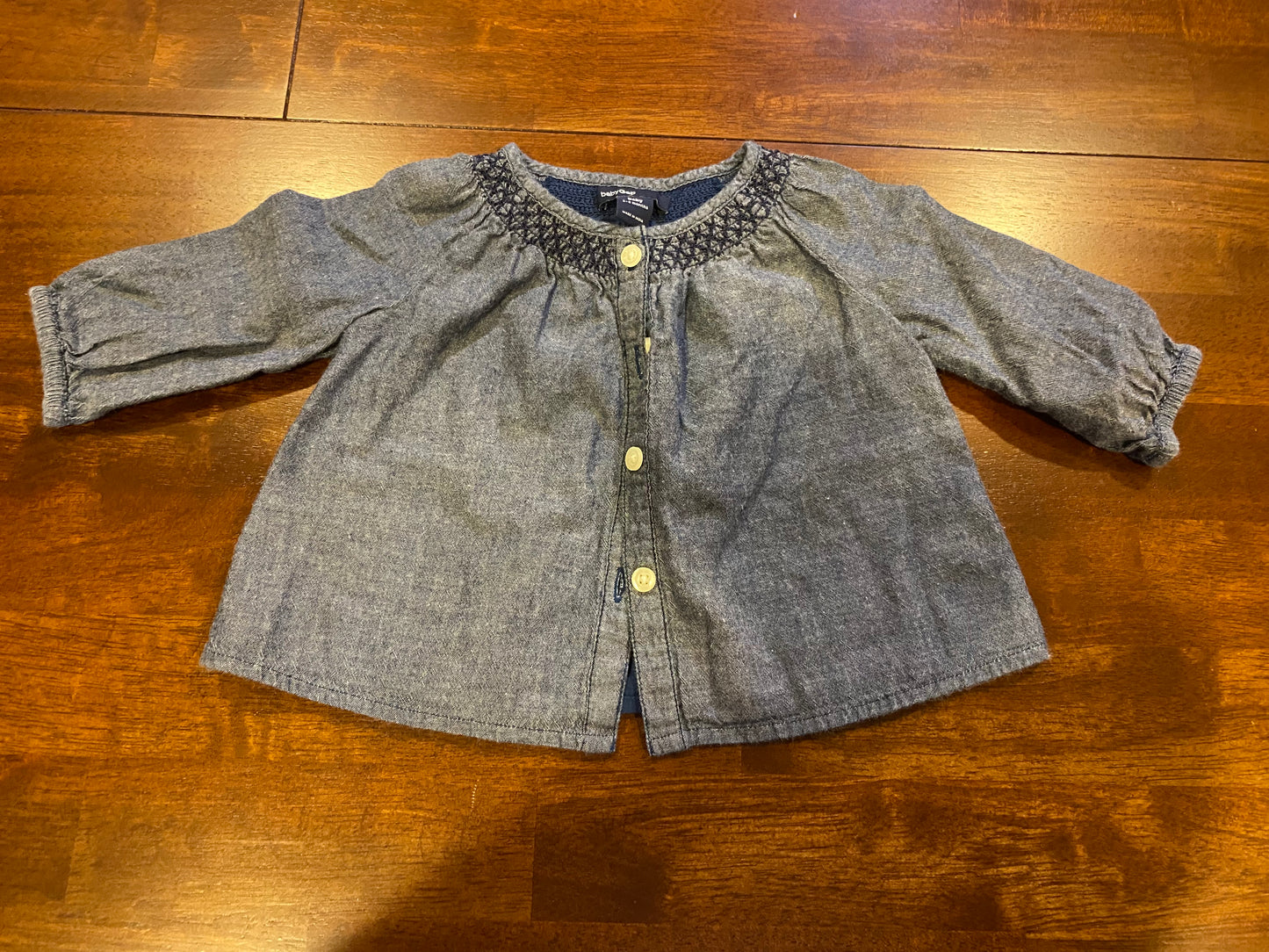 77A Gap Baby 3-6mo  Denim Shirt